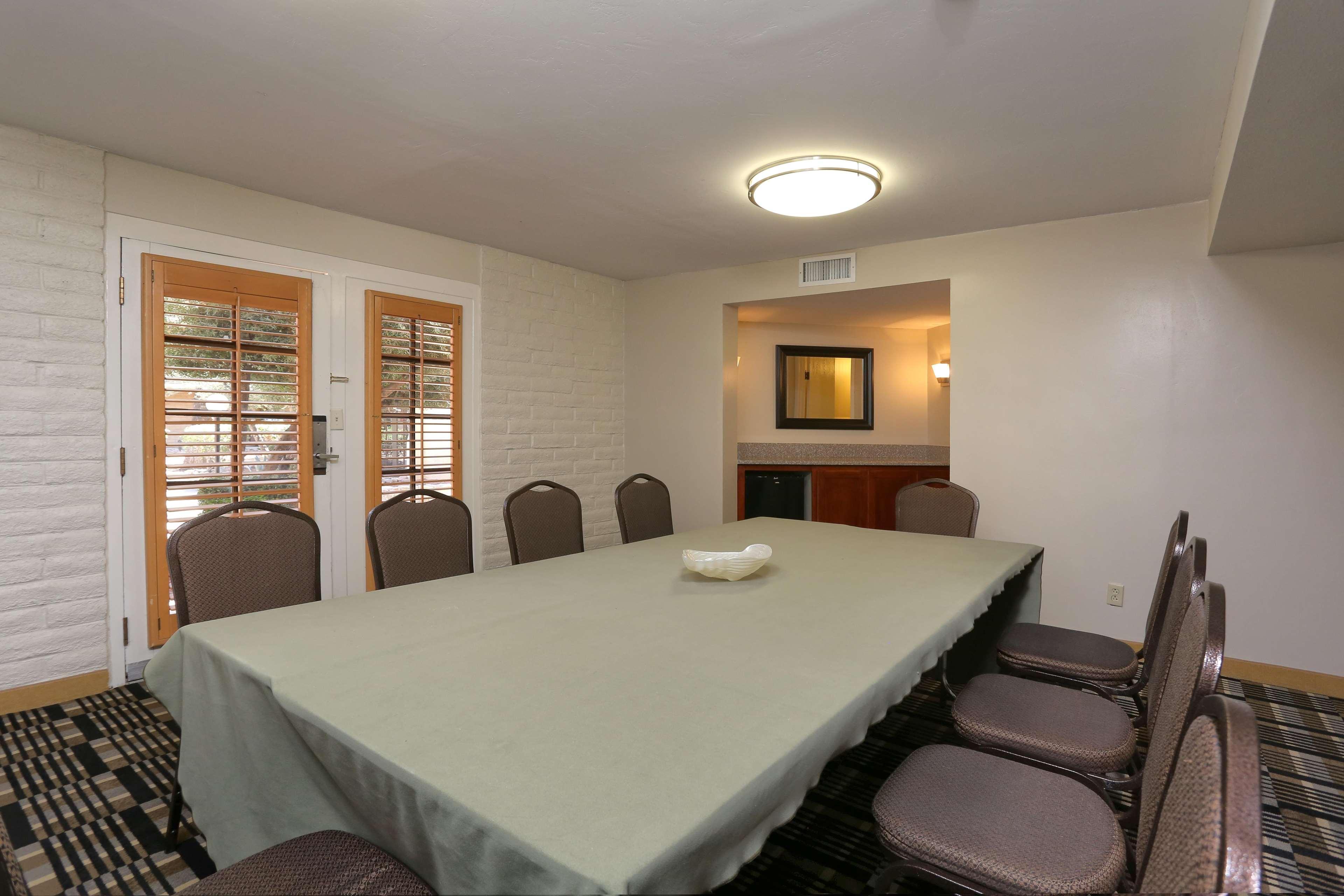 Doubletree Suites By Hilton Tucson Airport Ngoại thất bức ảnh