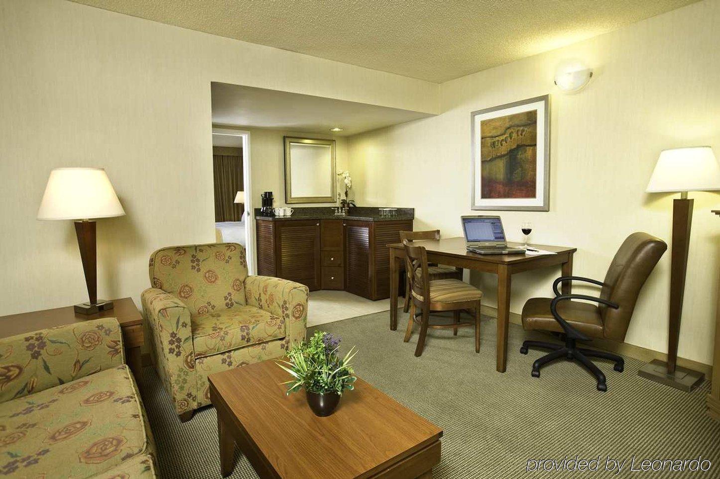 Doubletree Suites By Hilton Tucson Airport Phòng bức ảnh